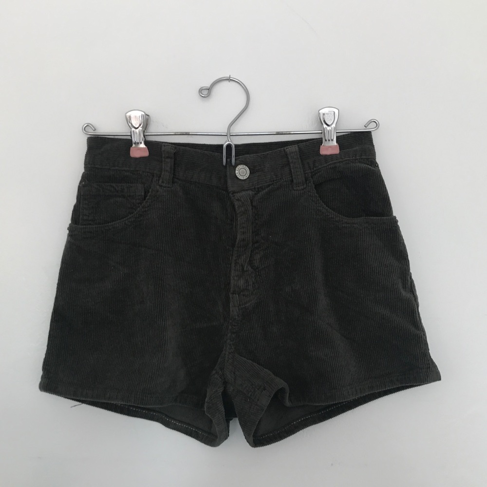 NWT BRANDY MELVILLE SHORTS!😍